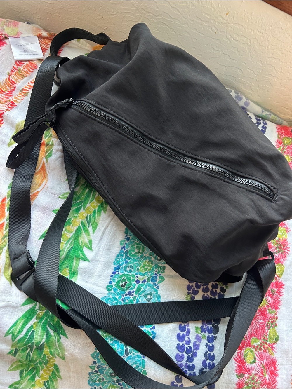 lululemon athletica Black Crossbody Sling Pack